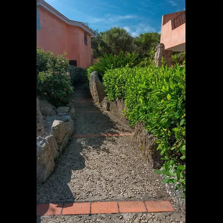 Appartamento The Tranquil Village 1 Bedroom Sleeps 4 And Child Palau