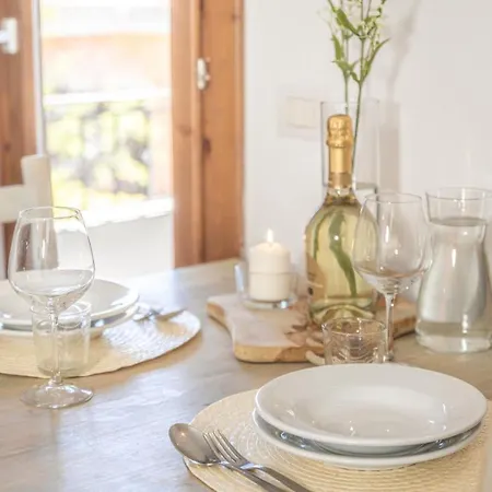 Apartment The Tranquil Village 1 Bedroom Sleeps 4 Child