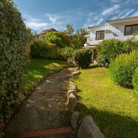 The Tranquil Village 1 Bedroom Sleeps 4 Child * Palau